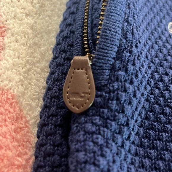 Vineyard Vines Ribbed V Neck Zippered Pullover Thick Textured Sweater. - Picture 10 of 10